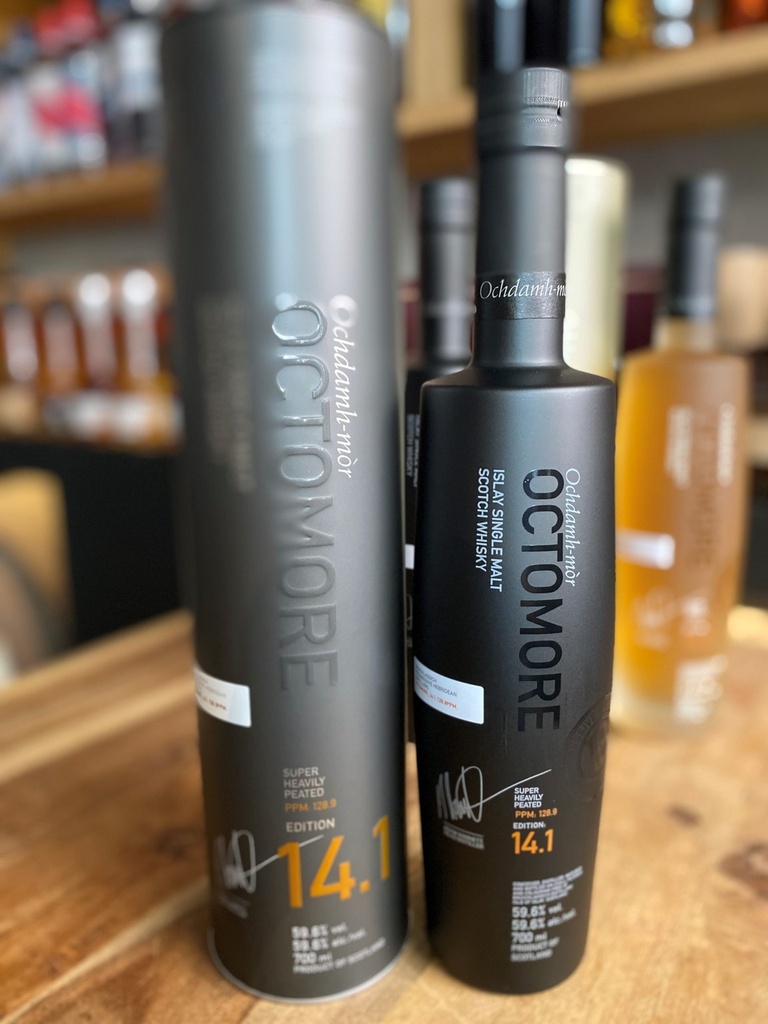 Octomore 14.1 Scottish Barley 128,9ppm 1st Fill American Whiskey Cask 59,6%